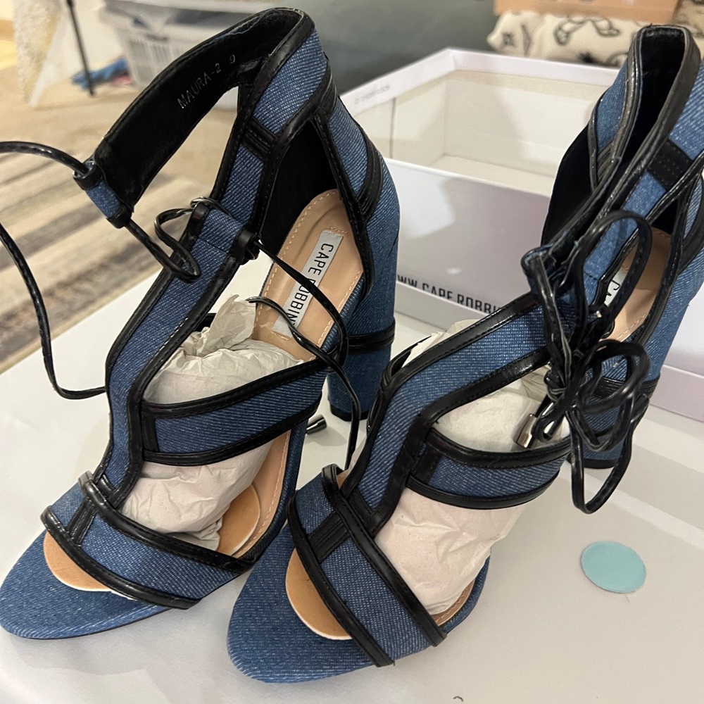 New high heel sandals jeans